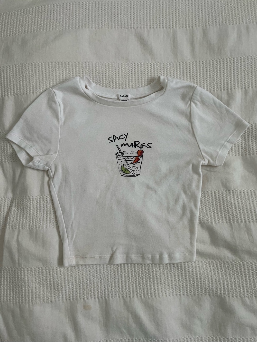 GARAGE white cropped graphic shirt